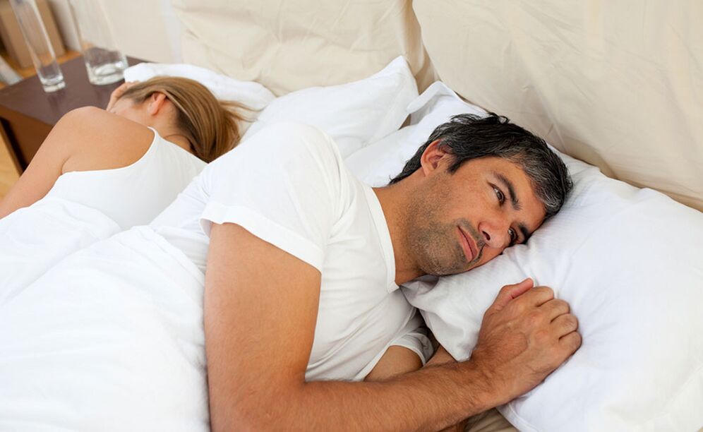 E Mann huet Problemer mat Potenz